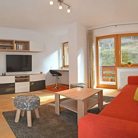 Weissstein Apartment